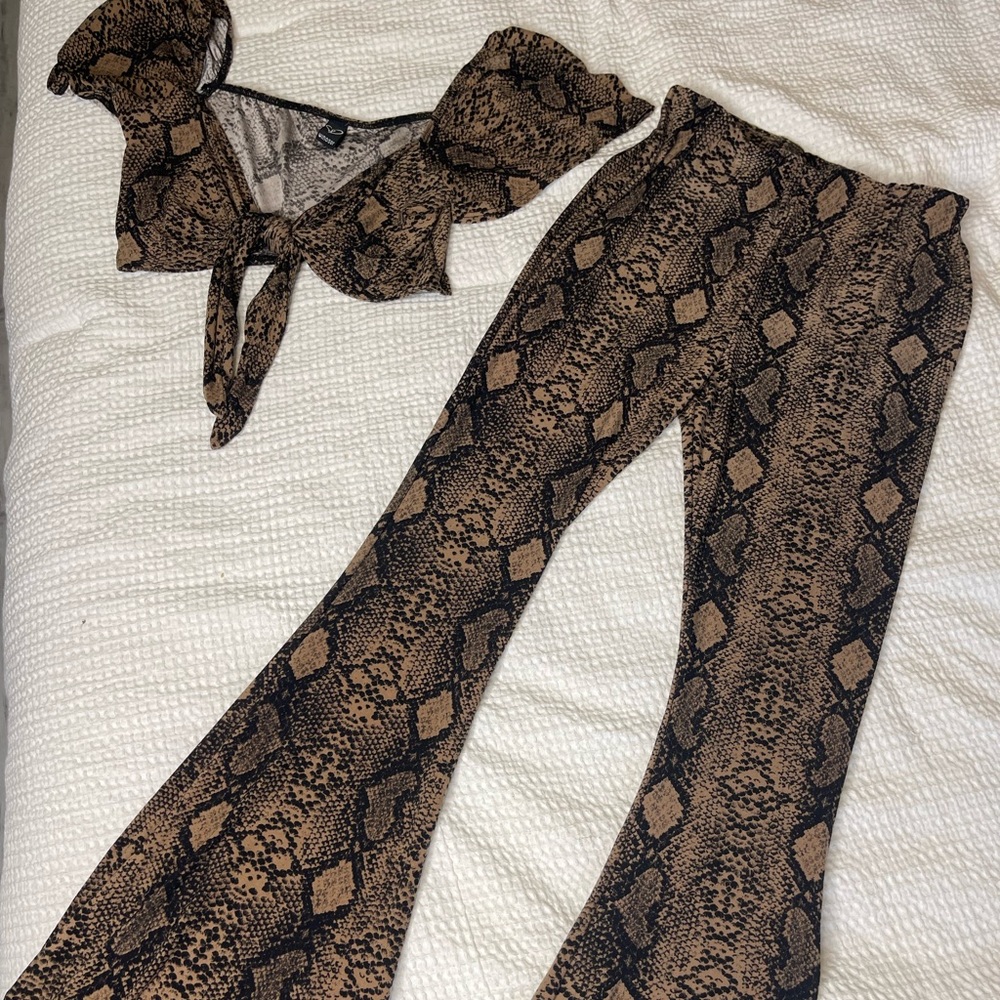 Snakeskin matching set (selling together)